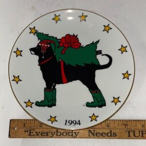 1994 The Black Dog Porcelain Holiday Plate for Collecting/Display